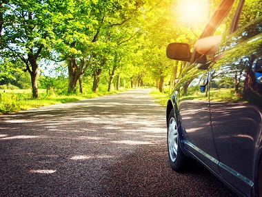  All-Season Tires vs. Summer Tires in Alexandria, VA: What You Need to Know
